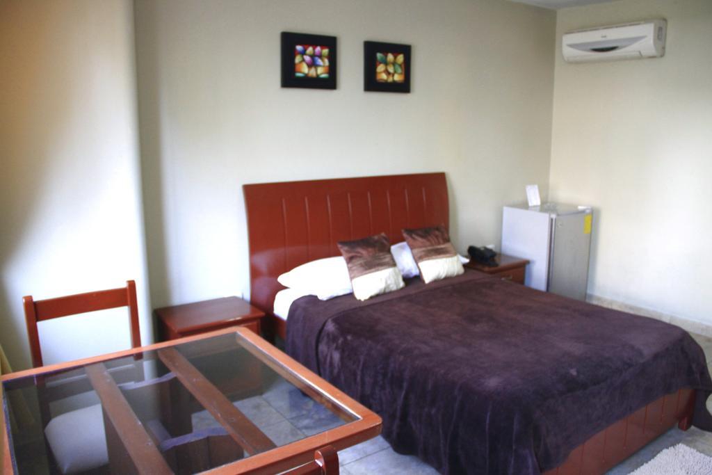 Hotel Onix Gold Guayaquil Buitenkant foto